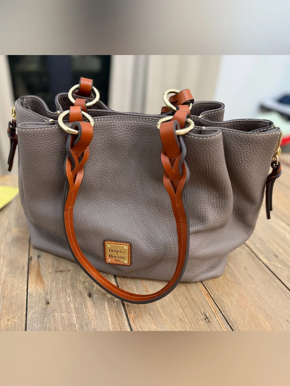Dooney & Bourke Pebble Grain Large Zip Barlow Elephant Bag w/ Small Coin Case